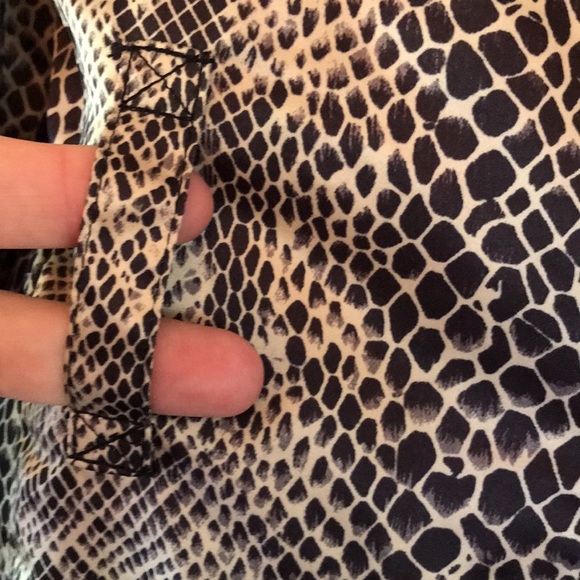 New Dress Barn Large satin short animal print snakeskin print trench barn jacket - Picture 6 of 12